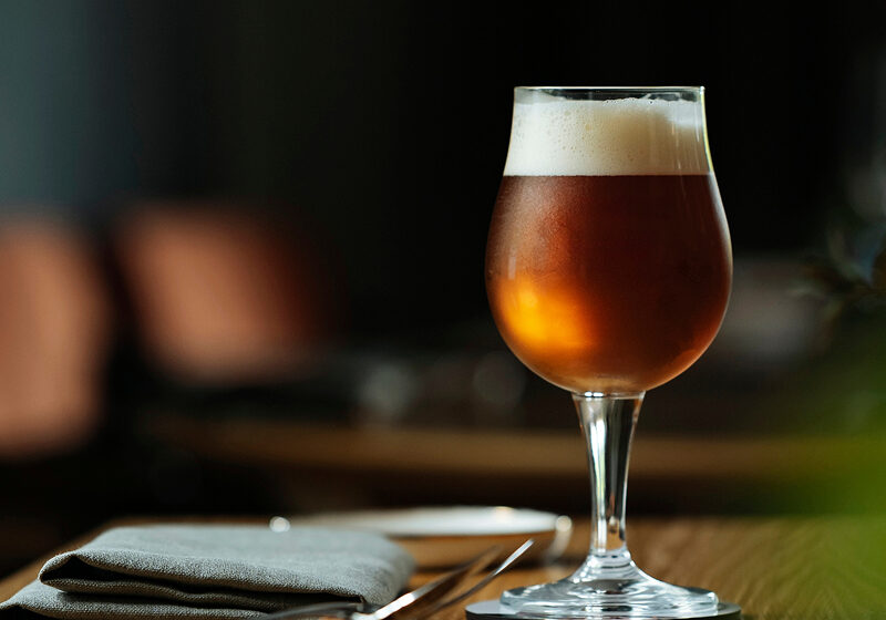 O Primeiro Gole De Cerveja